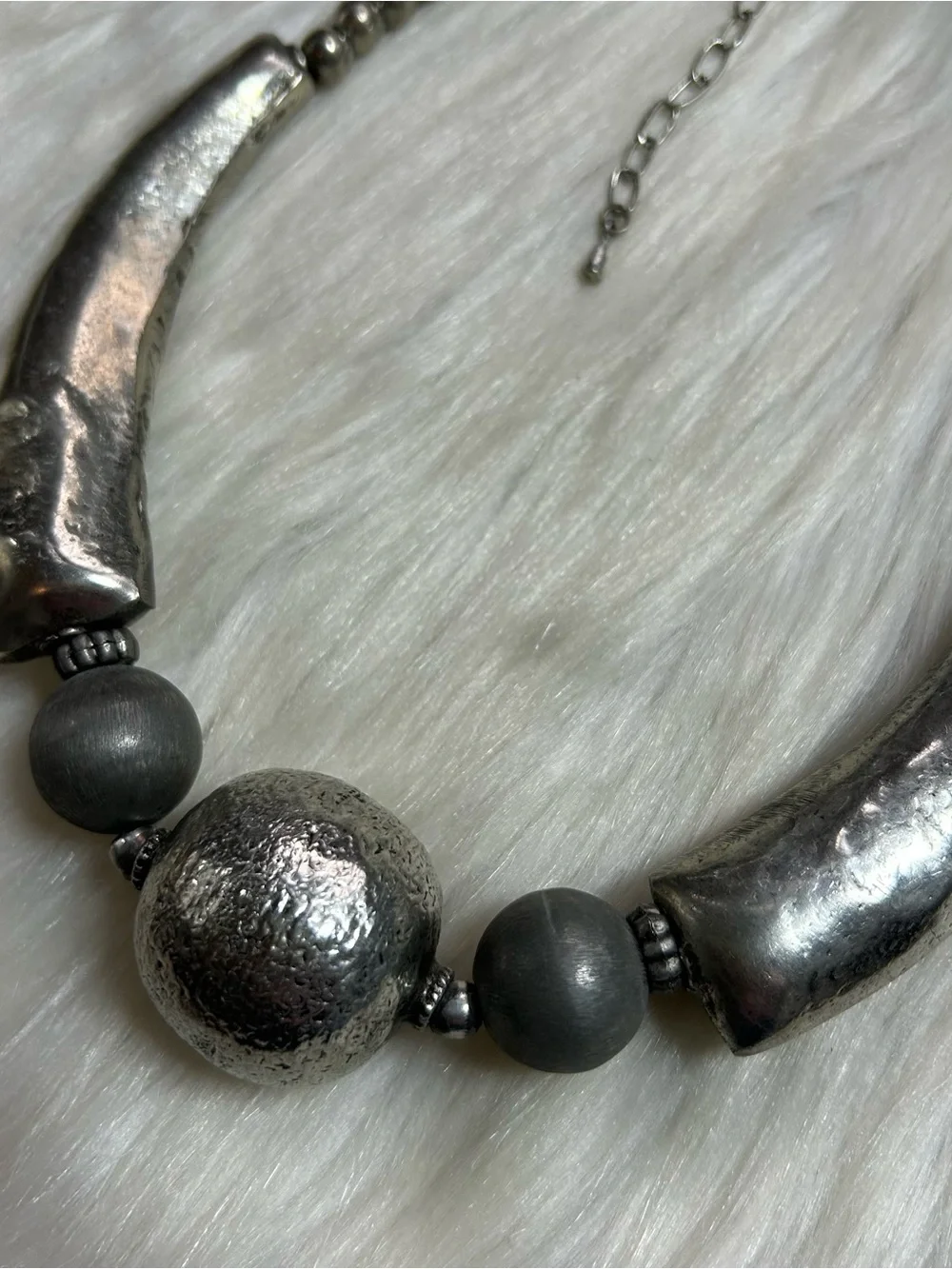 Vintage chunky patina silver tone necklace
